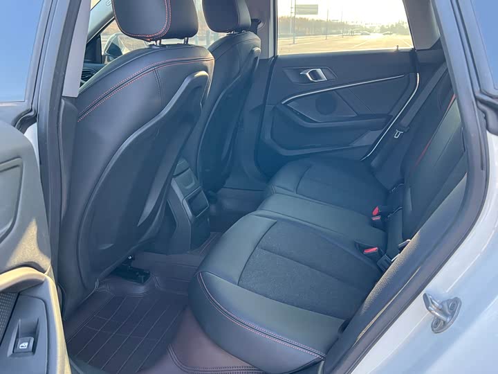 Фото 7 - BMW 2 Series