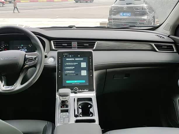 Фото 9 - Roewe RX5