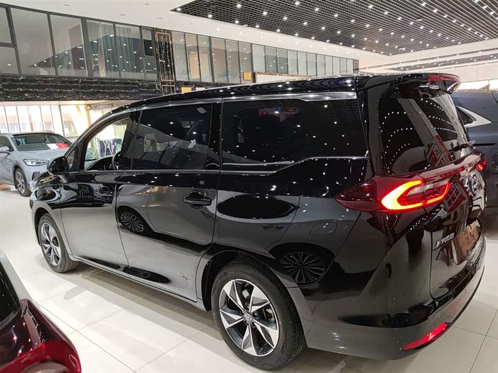 Фото 5 - GAC Trumpchi M6