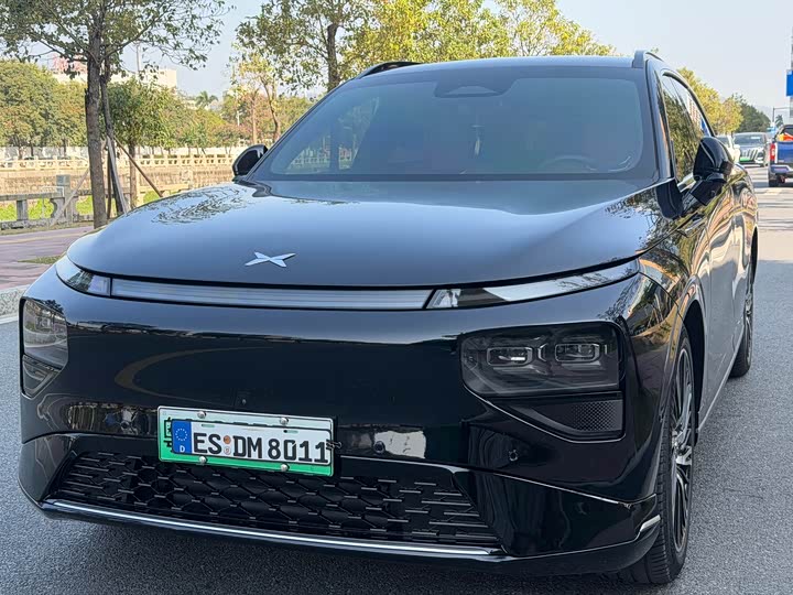 Фото 1 - XPeng G9