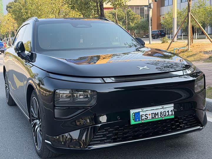 Фото 3 - XPeng G9