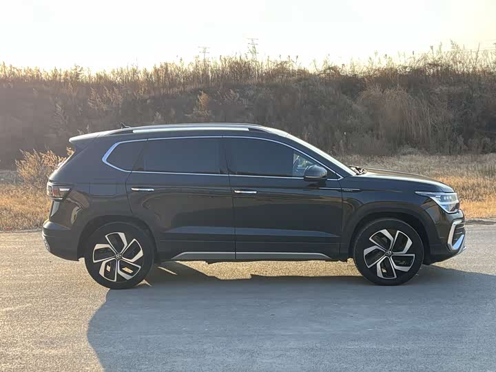 Фото 5 - Volkswagen Tharu