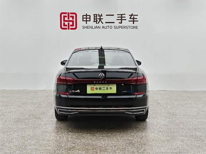 Фото 5 - Volkswagen Passat Hybrid