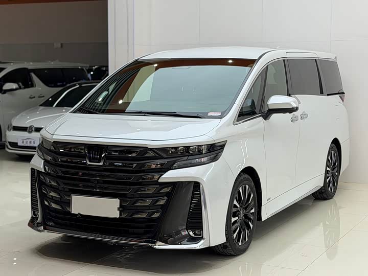 Фото 2 - Toyota Vellfire