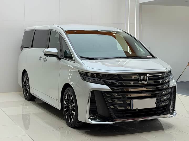 Фото 4 - Toyota Vellfire