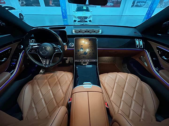 Фото 5 - Mercedes-Benz Maybach S-Class