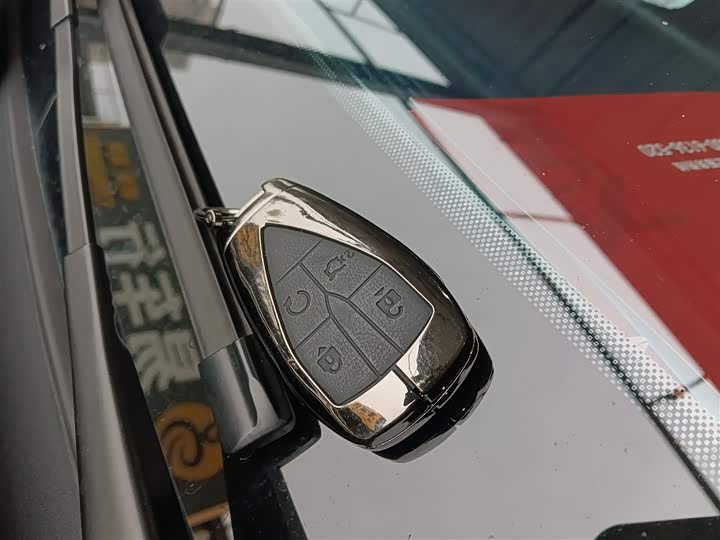 Фото 9 - Changan CS75 Plus