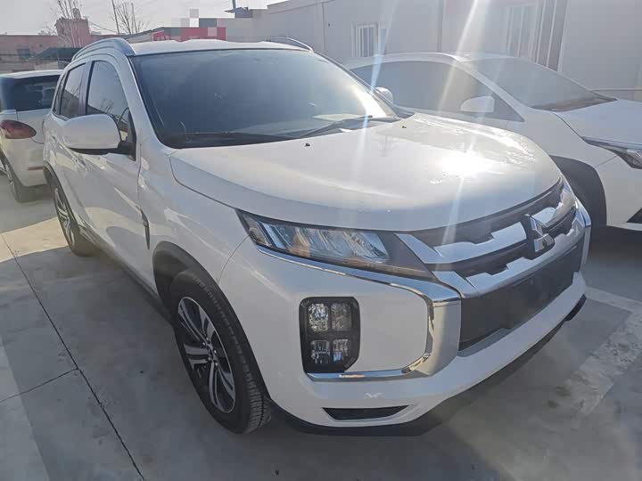 Фото 4 - Mitsubishi ASX