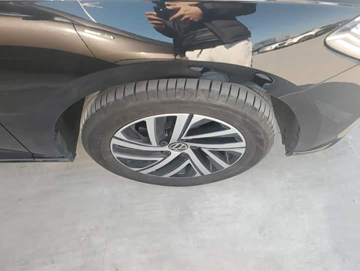 Фото 6 - Volkswagen Lavida