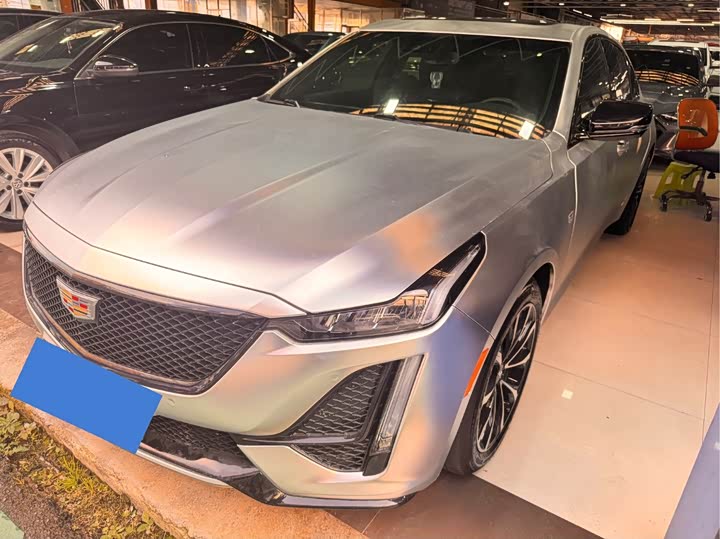 Фото 1 - Cadillac CT5