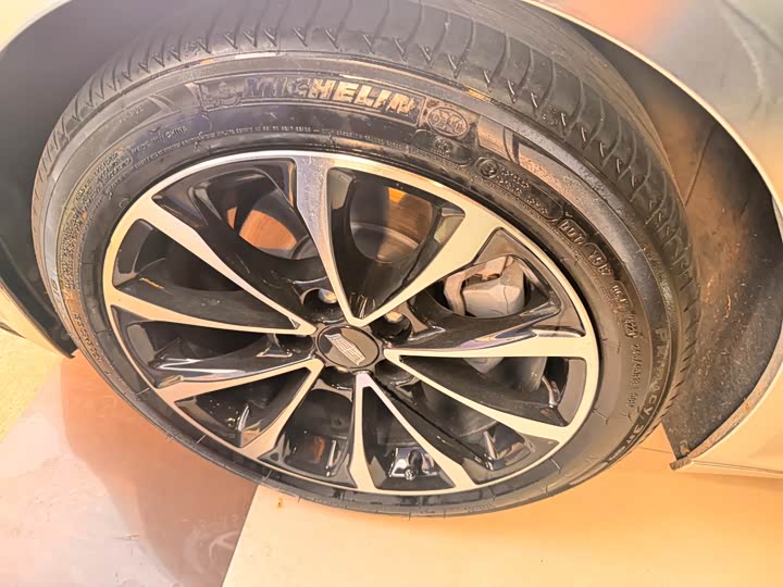 Фото 3 - Cadillac CT5