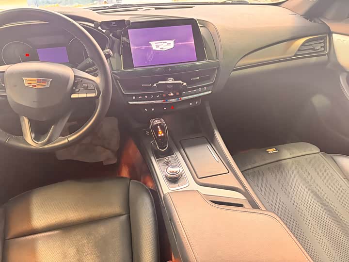 Фото 6 - Cadillac CT5