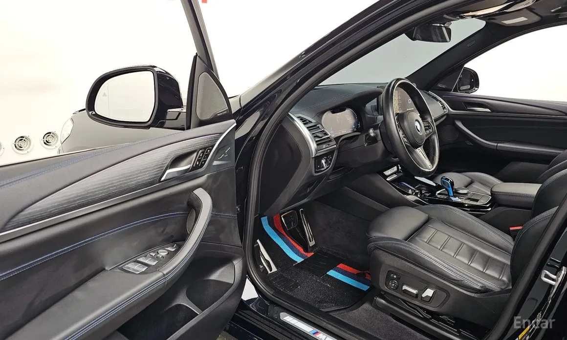 Фото 10 - BMW iX3