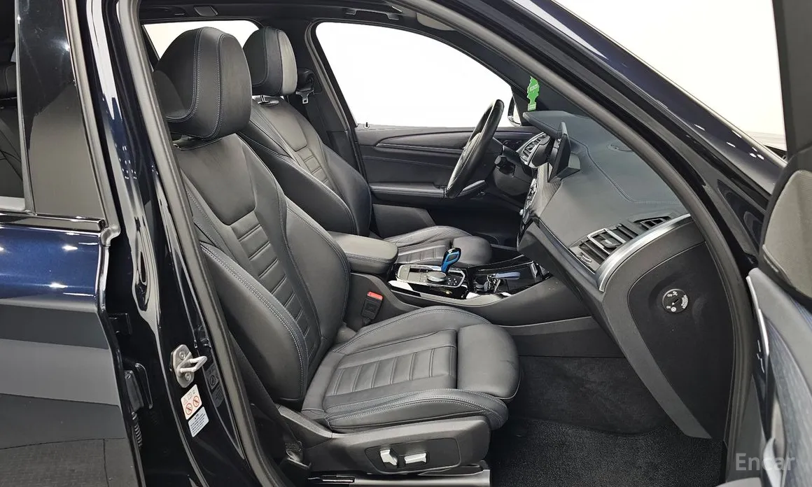 Фото 11 - BMW iX3