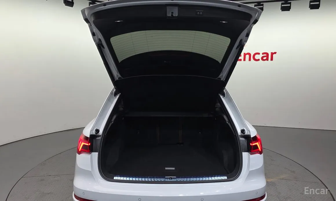 Фото 20 - Audi Q3