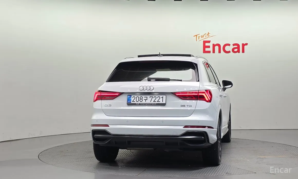 Фото 4 - Audi Q3