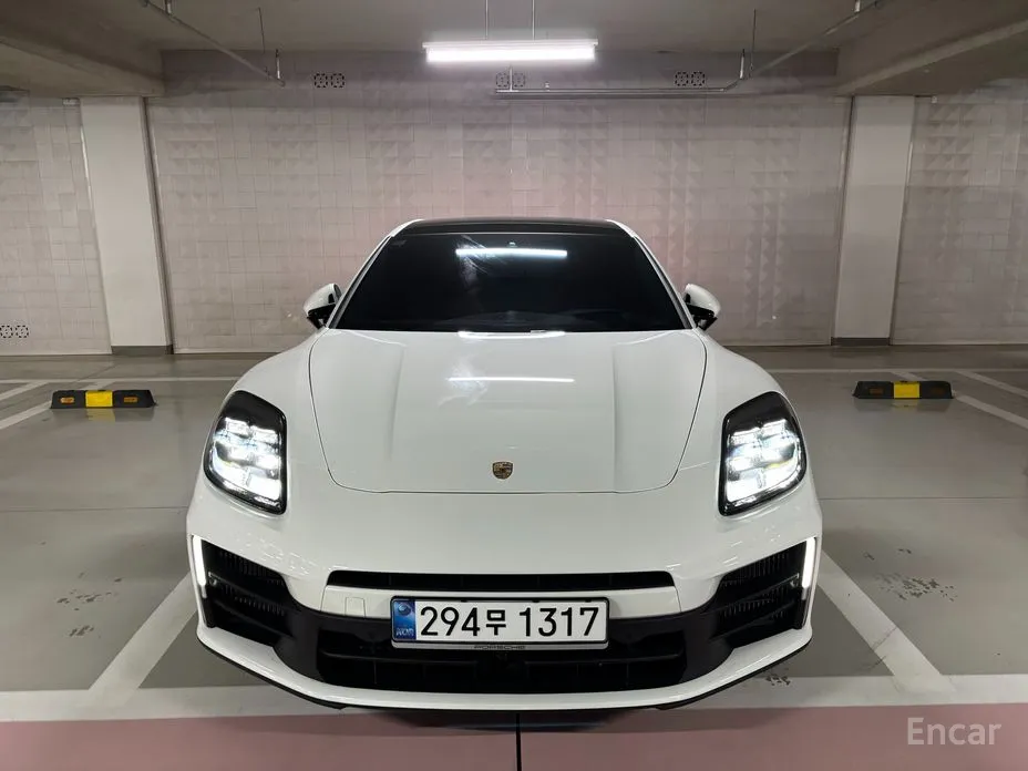 Фото 3 - Porsche Panamera