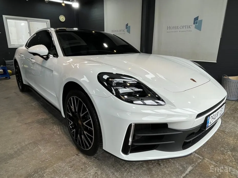 Фото 9 - Porsche Panamera