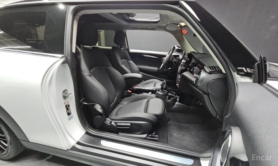 Фото 11 - Mini Cooper