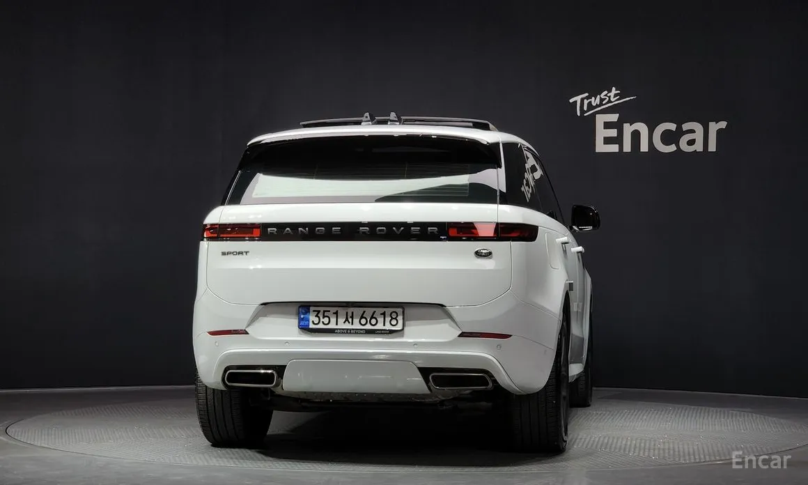 Фото 4 - Land Rover Range Rover Sport