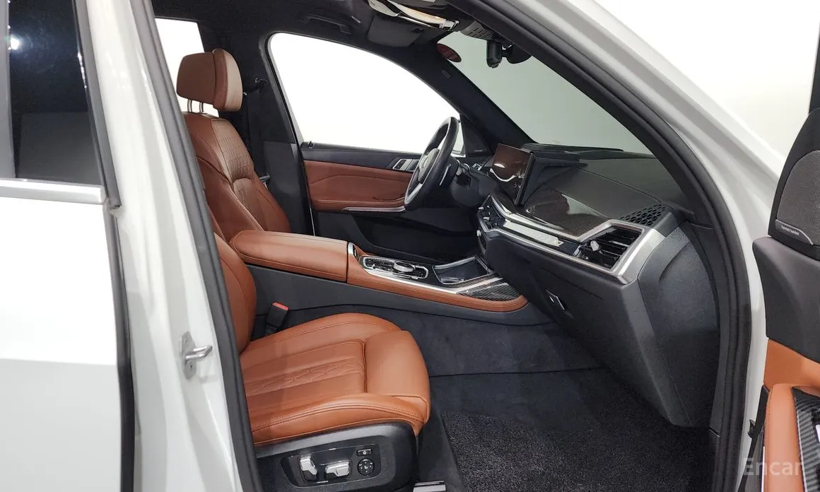 Фото 11 - BMW X7