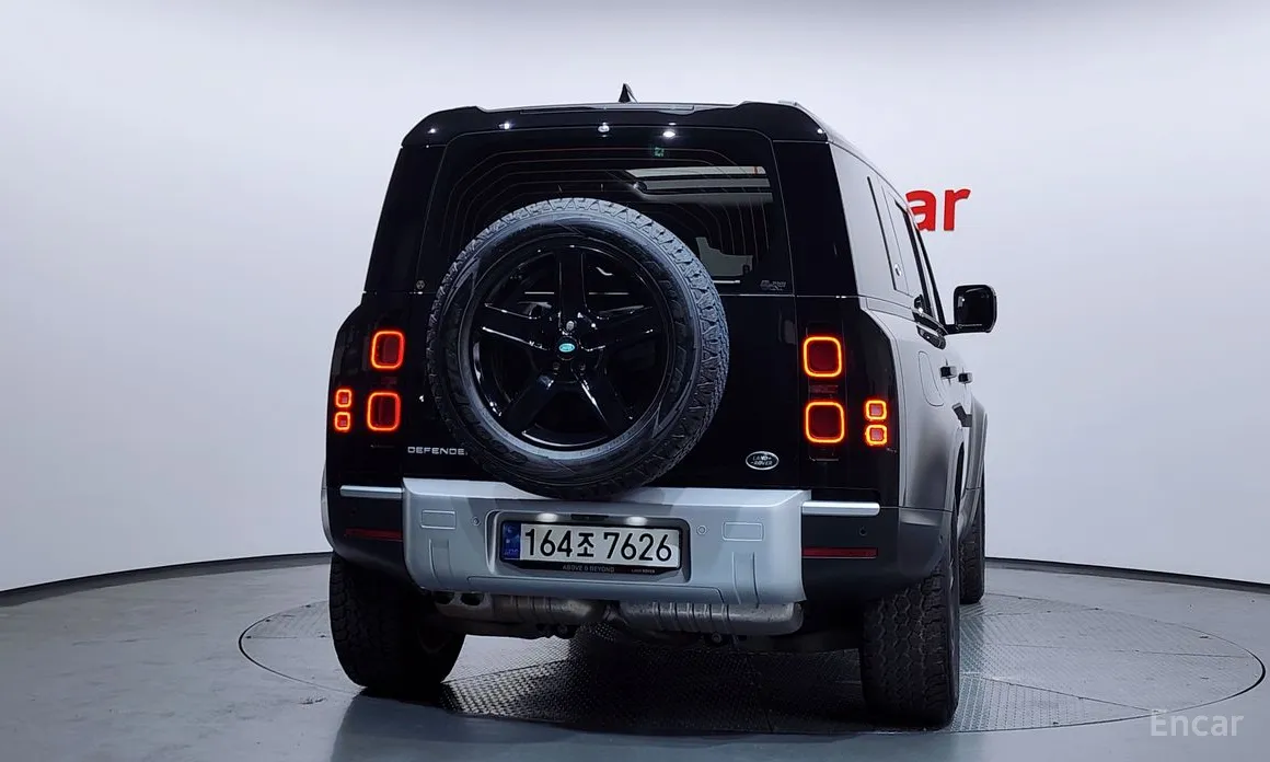 Фото 4 - Land Rover Defender