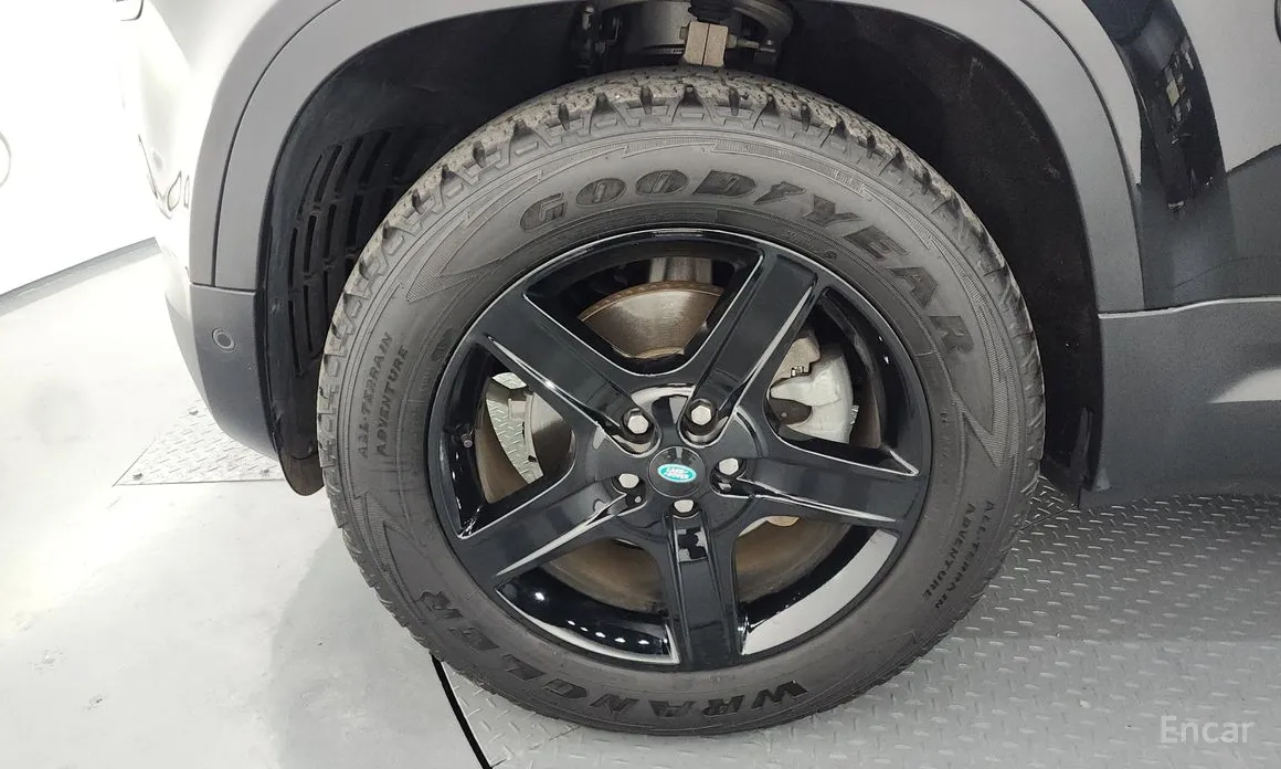 Фото 5 - Land Rover Defender