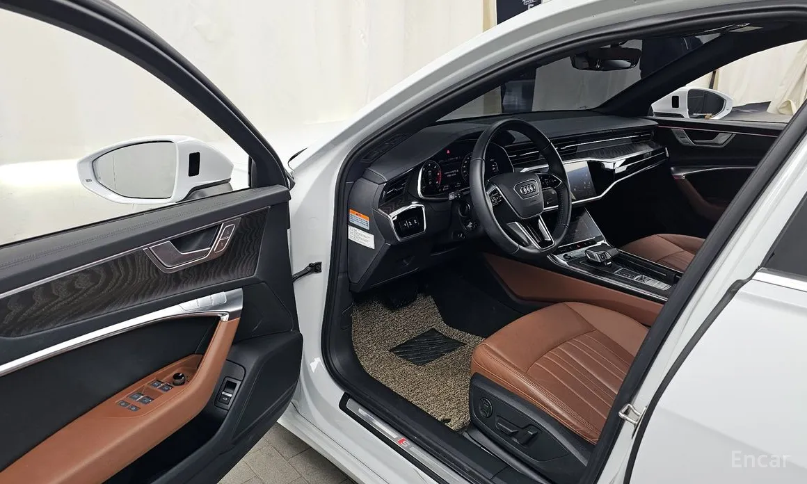 Фото 10 - Audi A6