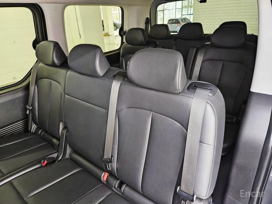 Фото 14 - Hyundai Staria