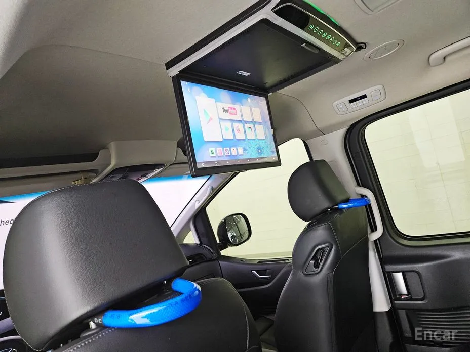 Фото 18 - Hyundai Staria