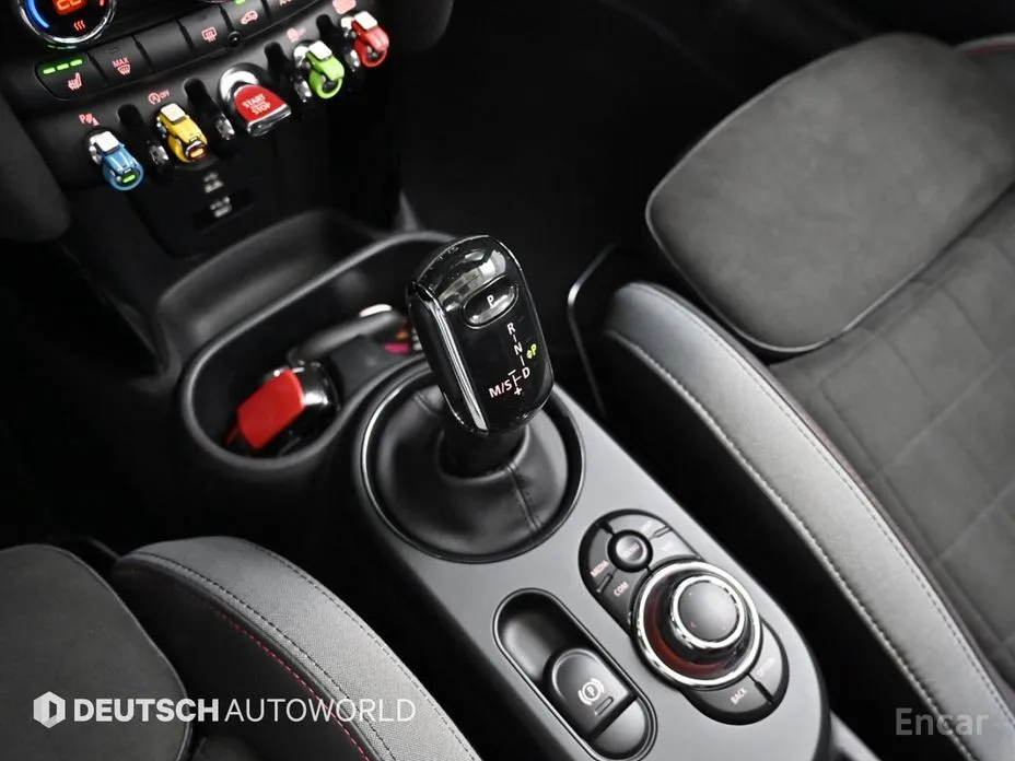 Фото 9 - Mini Cooper Convertible