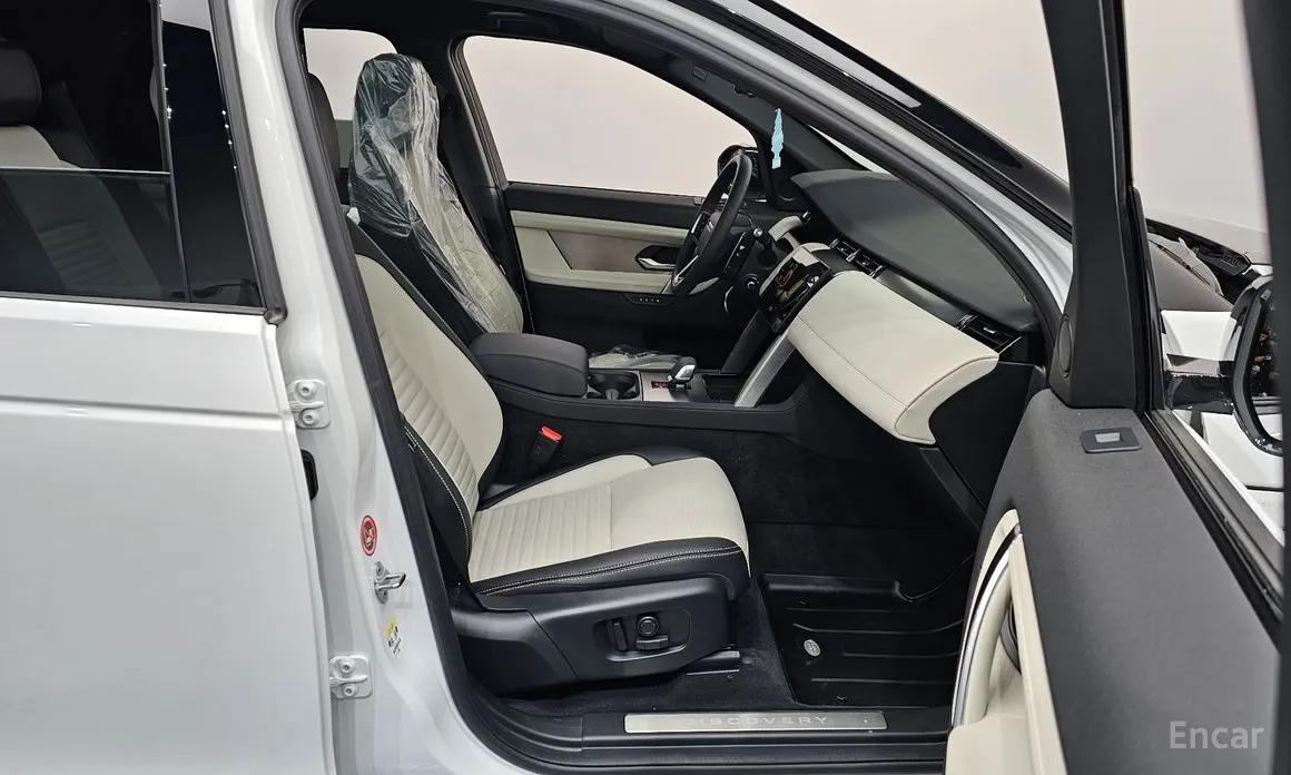 Фото 11 - Land Rover Discovery Sport