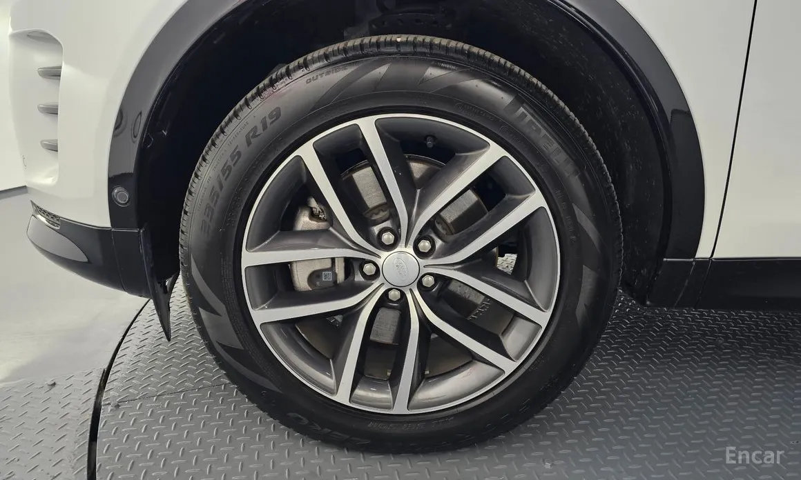 Фото 5 - Land Rover Discovery Sport