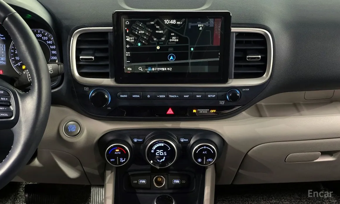 Фото 18 - Hyundai Venue