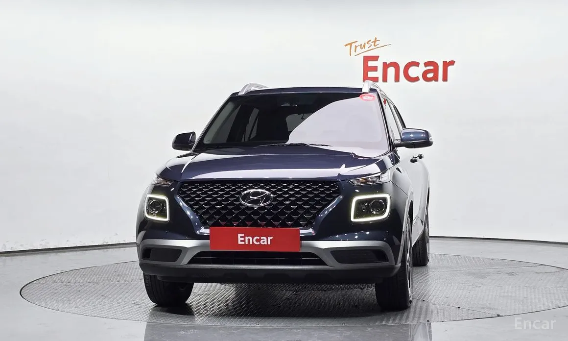 Фото 3 - Hyundai Venue