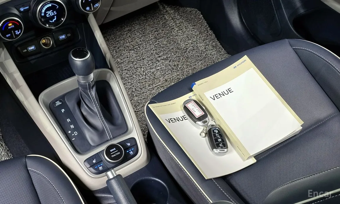 Фото 9 - Hyundai Venue