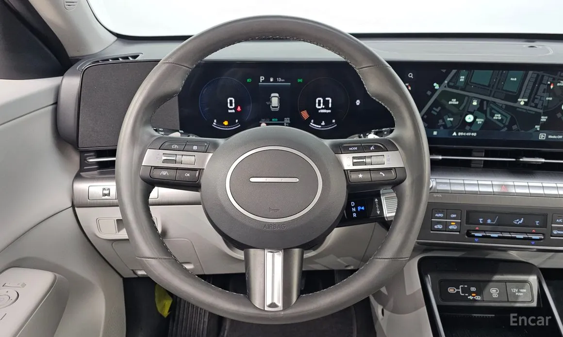 Фото 14 - Hyundai Kona