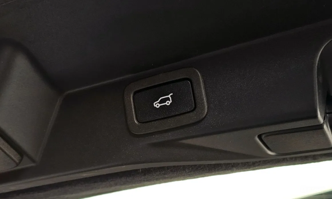 Фото 19 - Land Rover Range Rover Sport