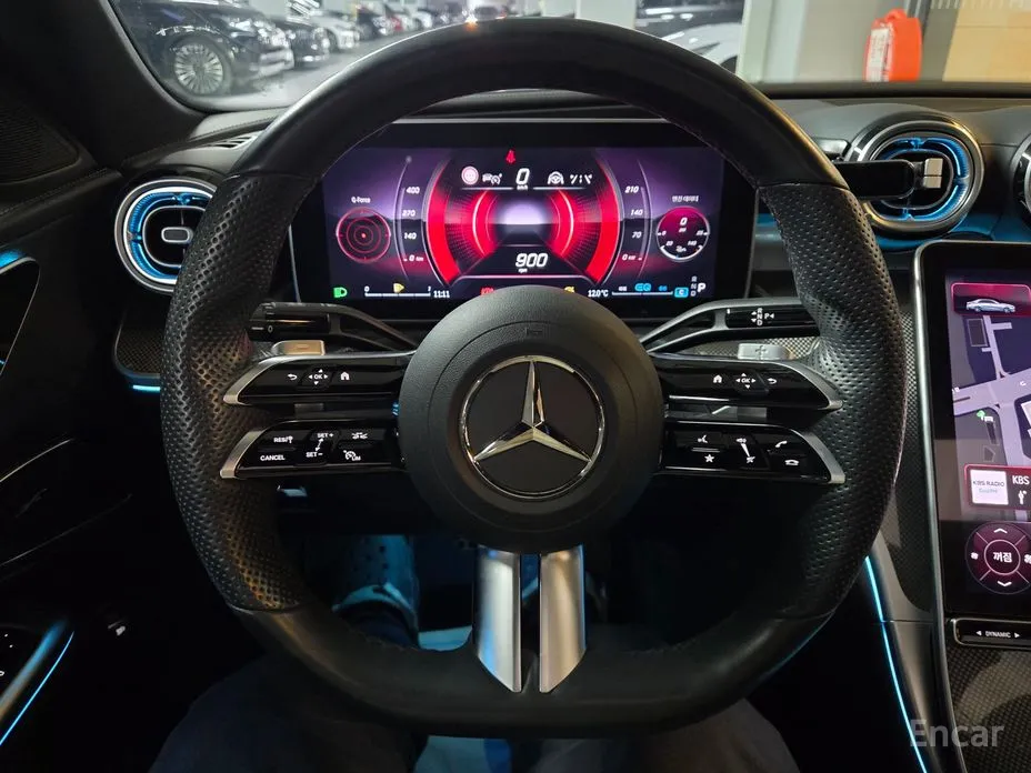 Фото 13 - Mercedes-Benz C-Class