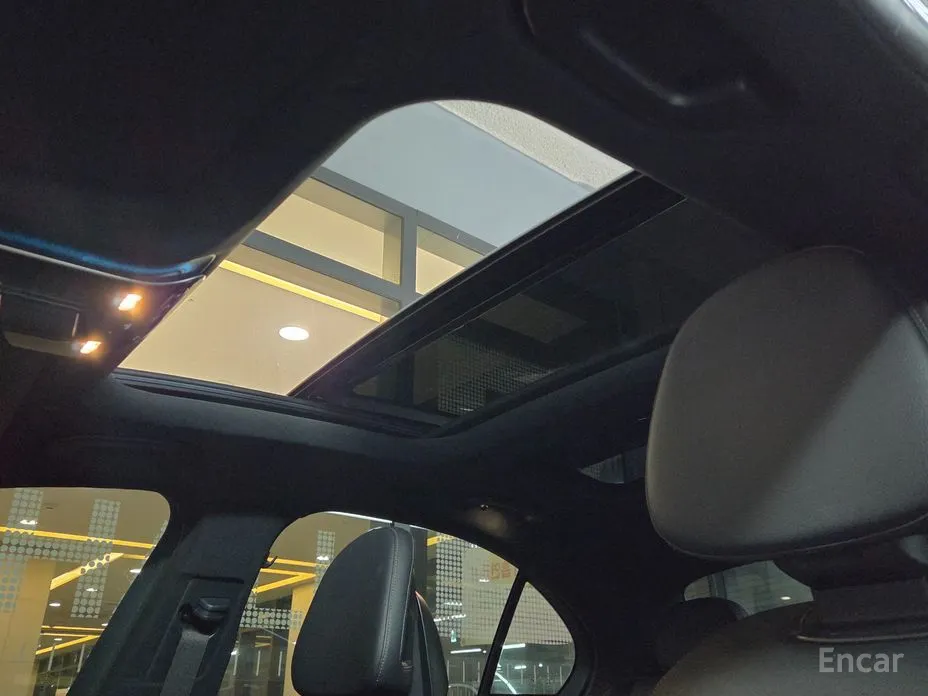 Фото 19 - Mercedes-Benz C-Class