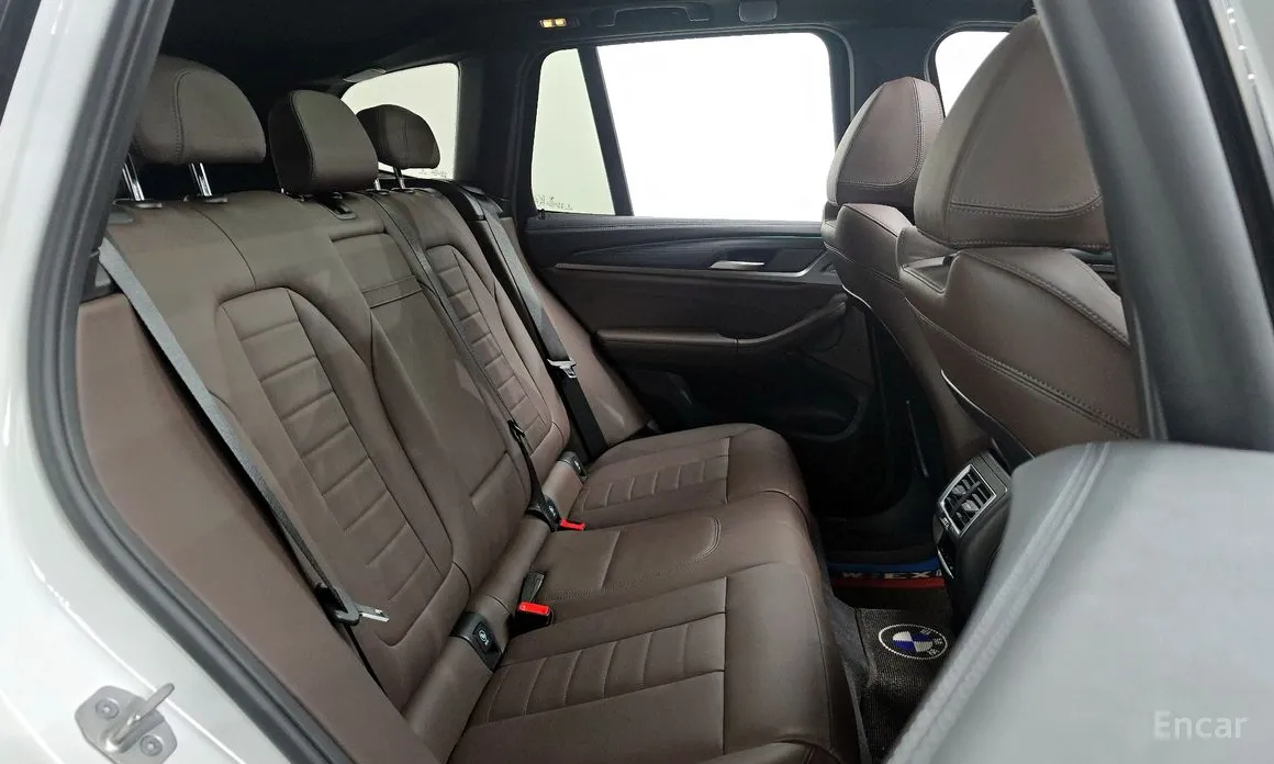 Фото 12 - BMW iX3