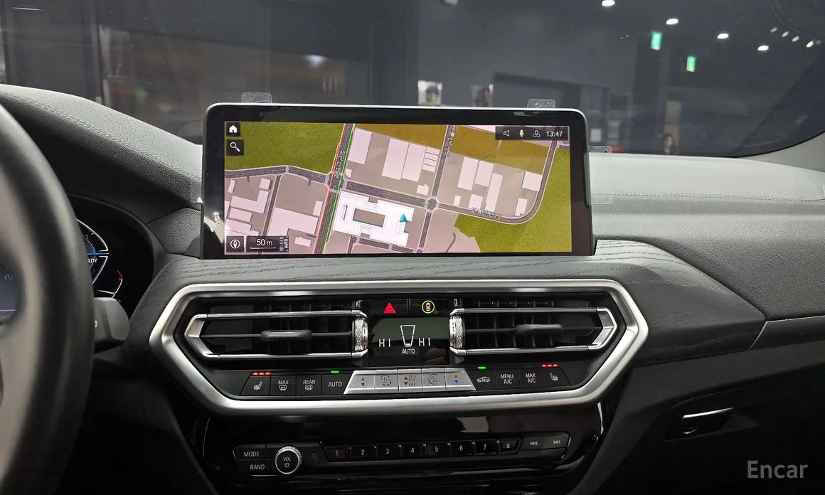 Фото 14 - BMW iX3