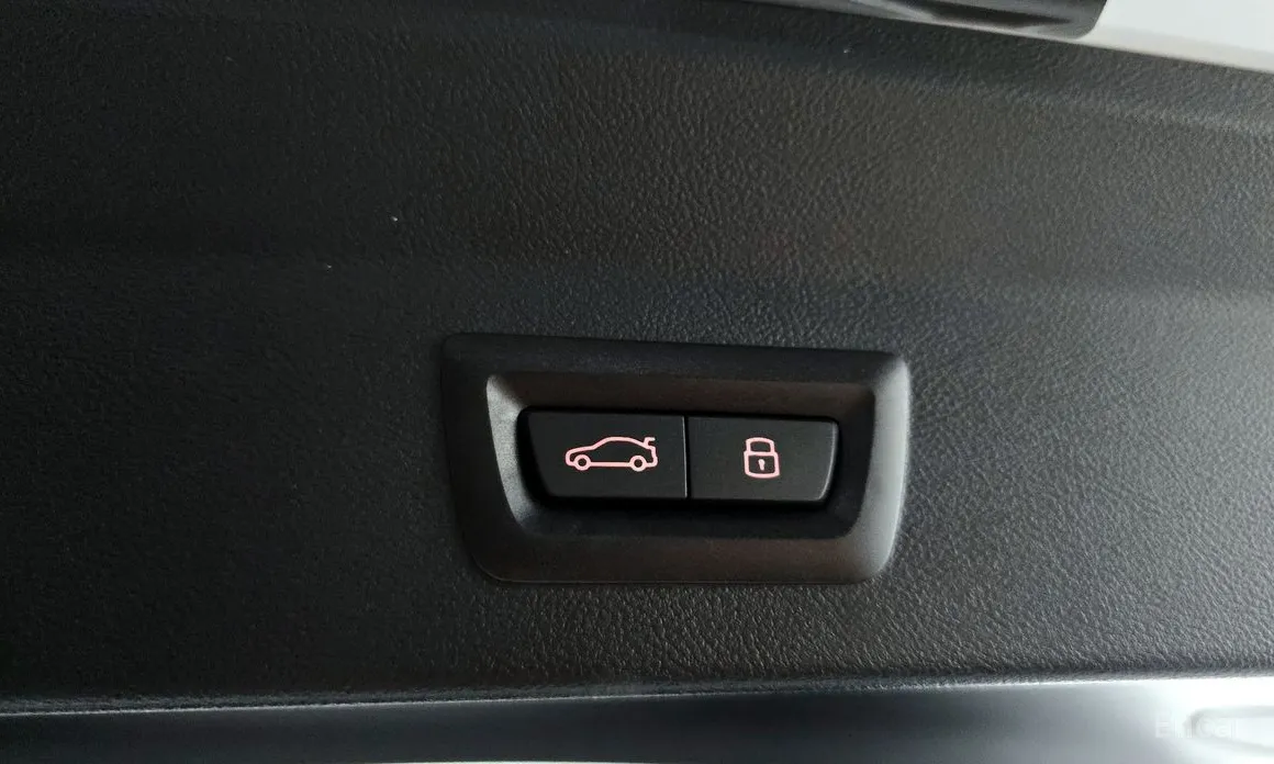 Фото 20 - BMW iX3