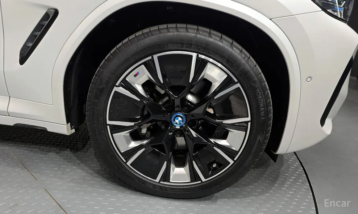 Фото 5 - BMW iX3