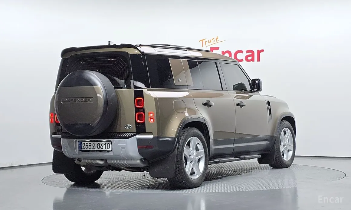 Фото 2 - Land Rover Defender