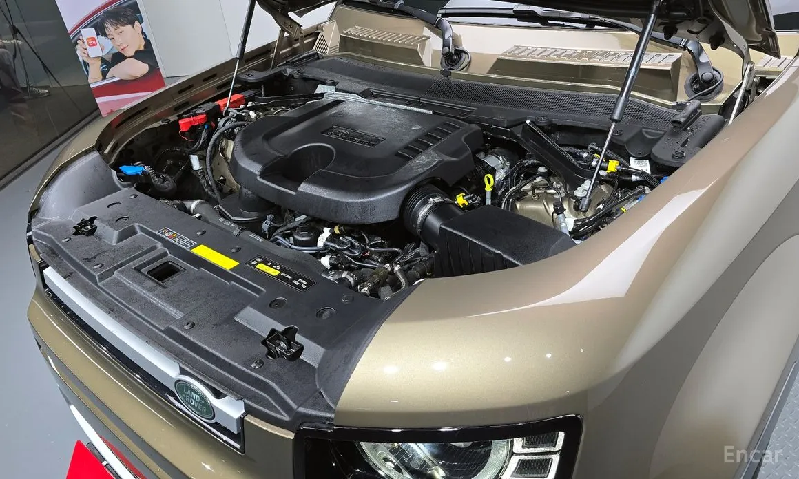 Фото 6 - Land Rover Defender