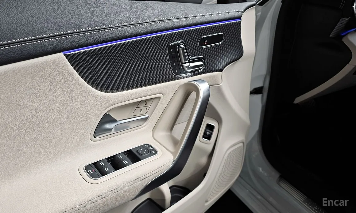 Фото 13 - Mercedes-Benz CLA-Class