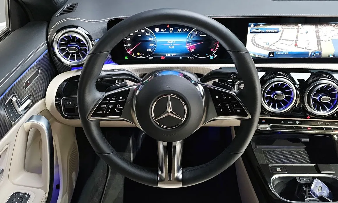 Фото 15 - Mercedes-Benz CLA-Class