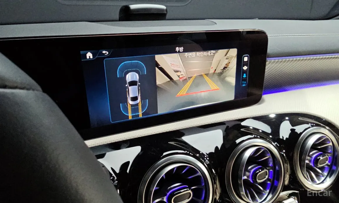 Фото 17 - Mercedes-Benz CLA-Class