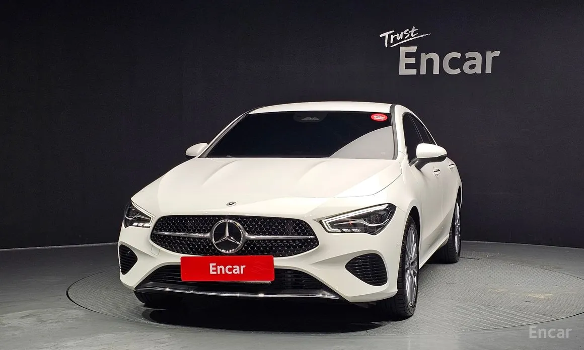 Фото 3 - Mercedes-Benz CLA-Class